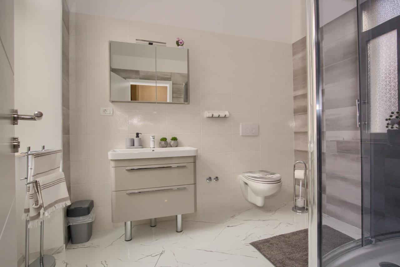 Pasko Properties Rental Pula Buitenkant foto